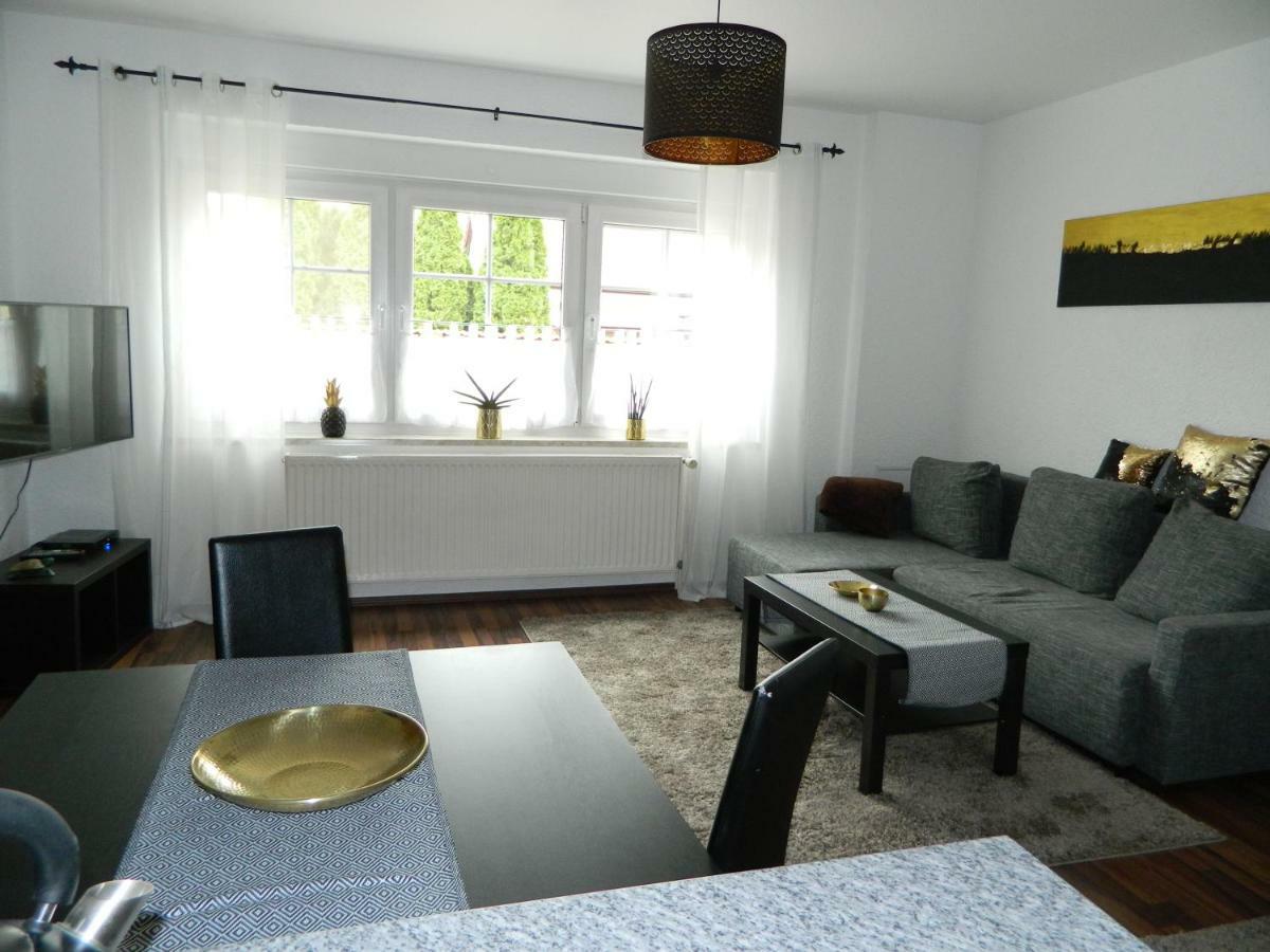 Unter Den Linden Apartment Halbe Bagian luar foto